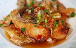 �������~������