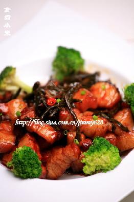 �������t�������