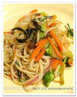 �r�߳��׷۵�����