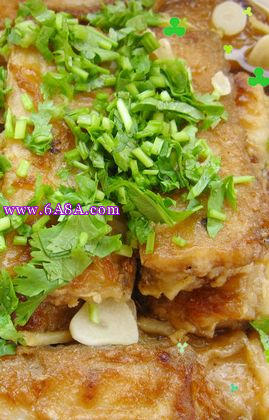 �����~������