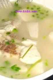 �~β������������