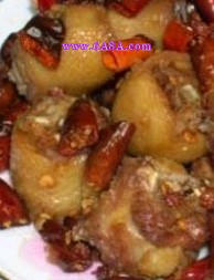 �������i������