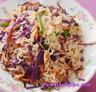 �ϸ��{�S���׷۵�����