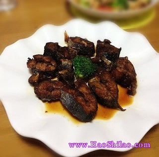 �������~������