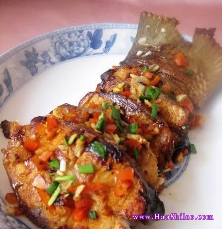 �����~β������