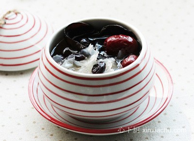 ��ɫ�aѪ��������