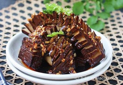 �������u����������