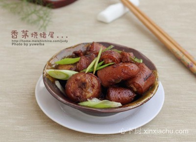 ��é���iβ������