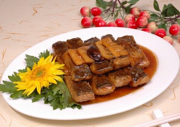 �t�������~������