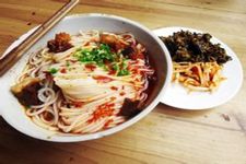 �����׷۵�����