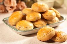 �������