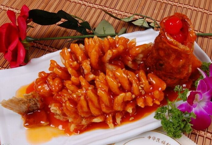 ������~������