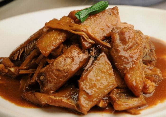 ���~�ɵ�����