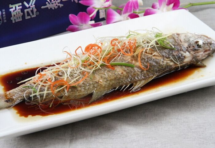 �����~������