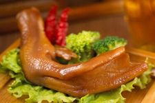 ����צ������